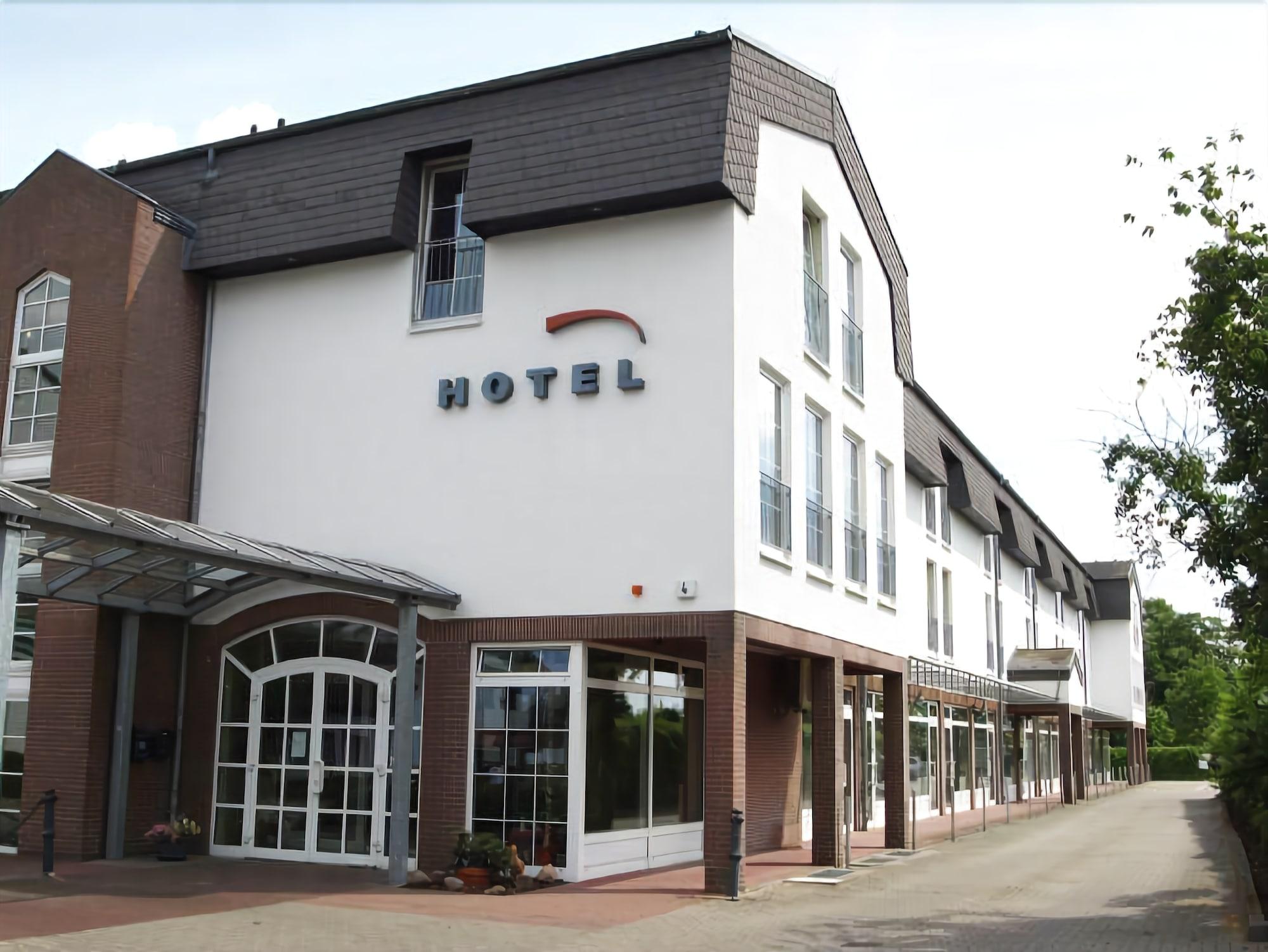 Hotel Lindenberger Hof Ahrensfelde Dış mekan fotoğraf