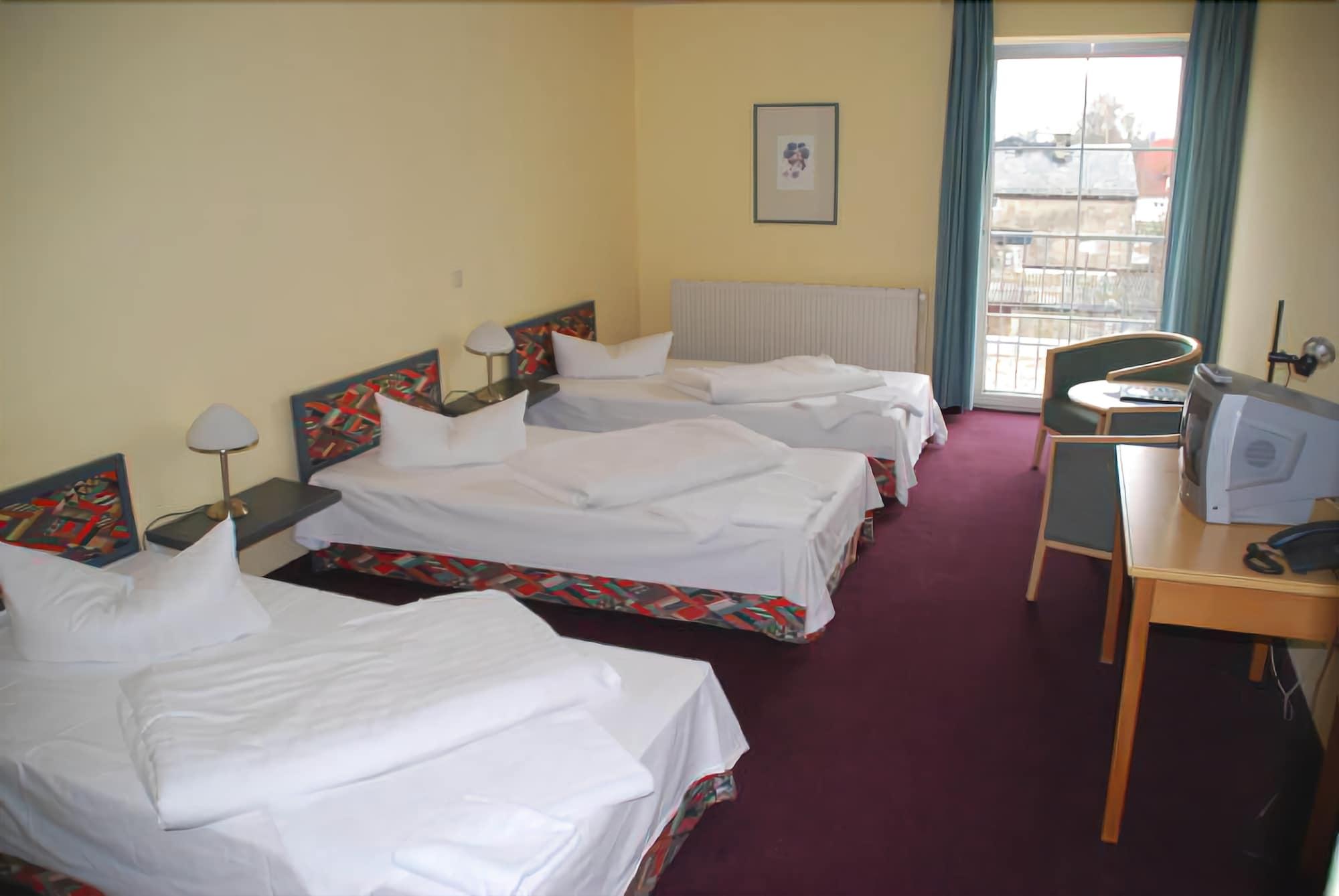 Hotel Lindenberger Hof Ahrensfelde Dış mekan fotoğraf